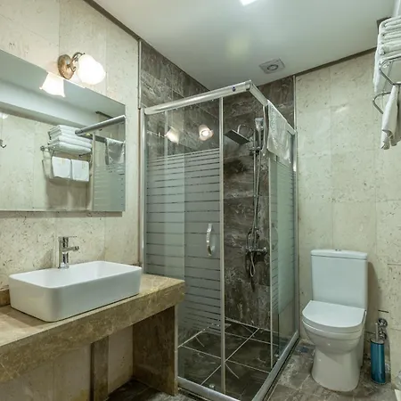 Hotel Grand Family 3*