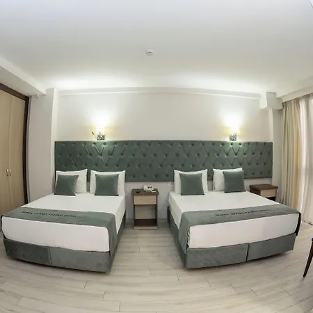 Hotel Grand Family 3*