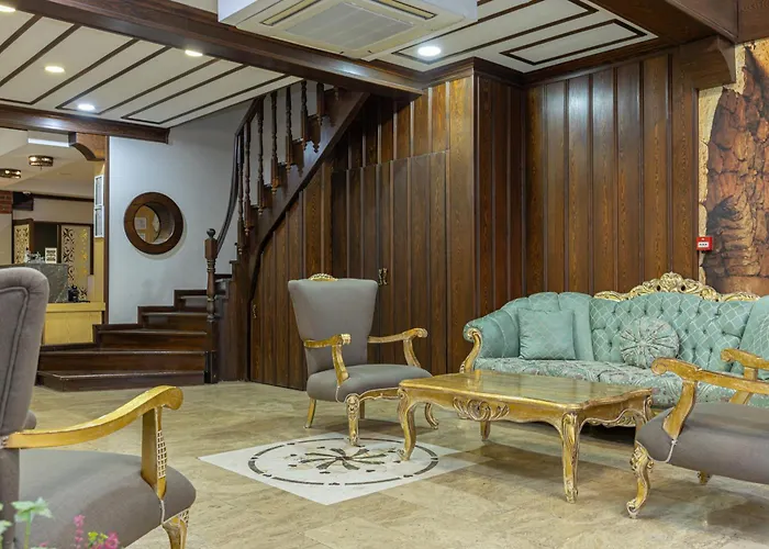 Hotel Grand Family 3*