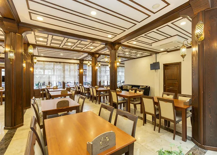 Hotel Grand Family 3*