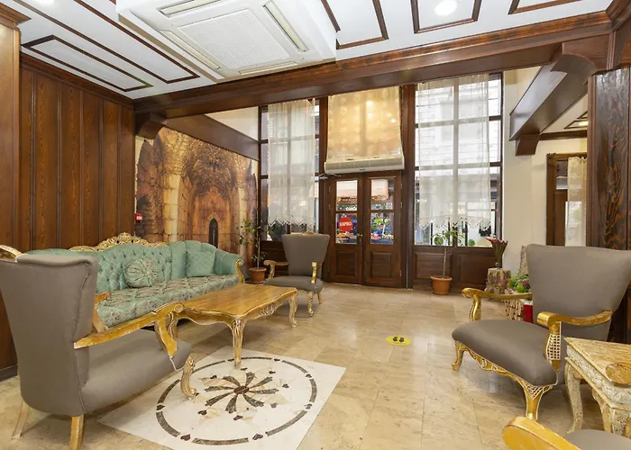 Hotel Grand Family 3*