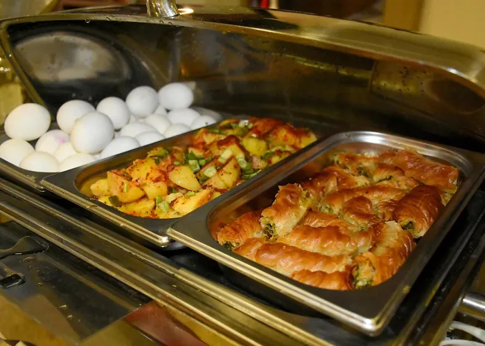 Hotel Grand Family 3*