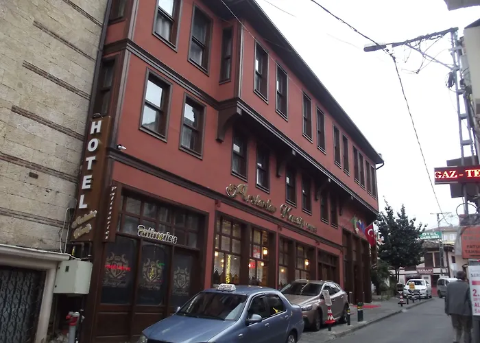 Hotel Grand Family 3*