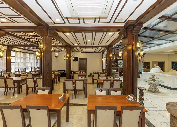 Grand Family Hotel 3*